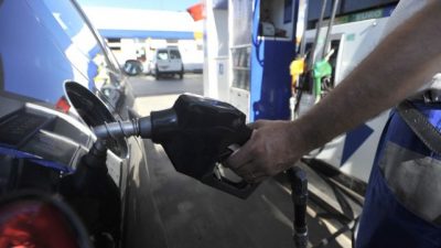 Hace un año costaba en Santa Fe $21,38: la nafta súper aumentó un 54% en 12 meses