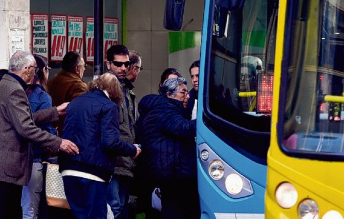 El PJ propone estatizar el sistema de transporte rosarino