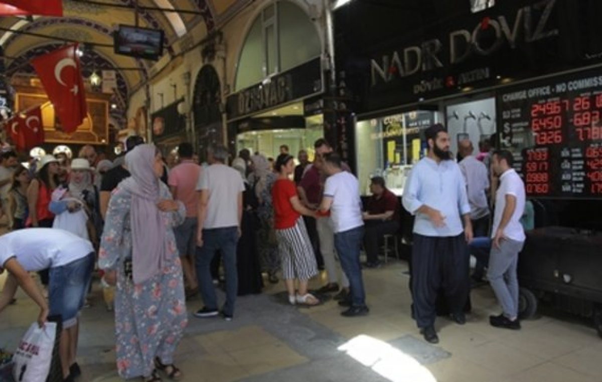 La devaluación de Turquía volvió a impactar en el mercado global