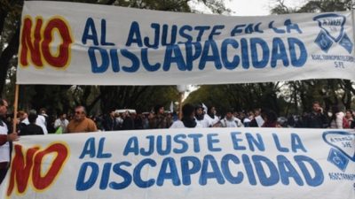 Discapacidad: paro y caravana por atrasos