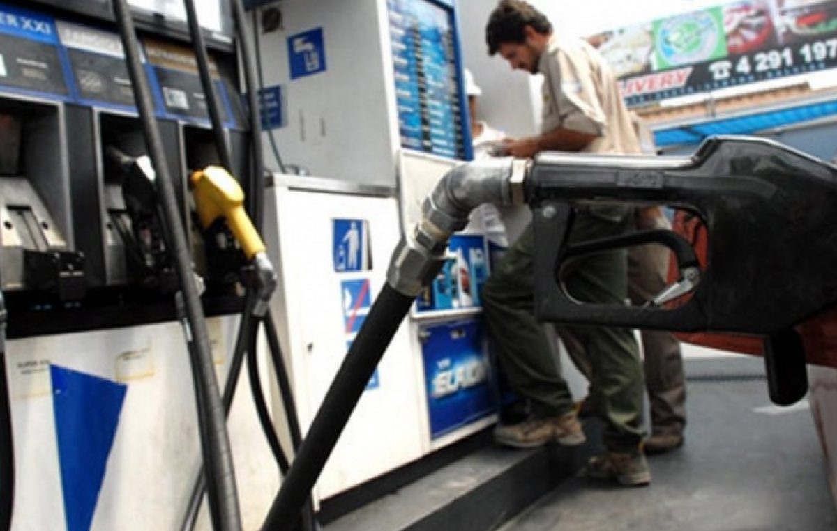 Sin control: calculan que el precio de la nafta va a llegar a 40 pesos antes de fin de año