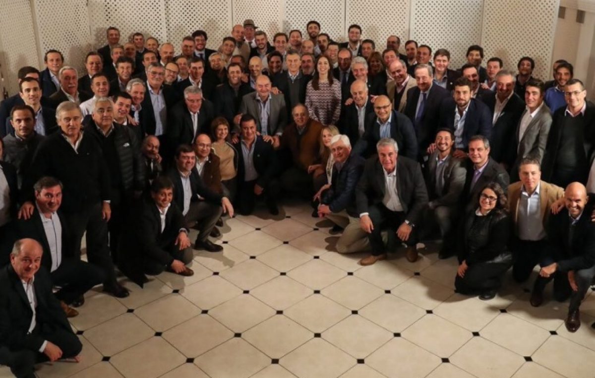 Un Macri eufórico por los «cuadernos K» chocó con la preocupación de los intendentes por la economía