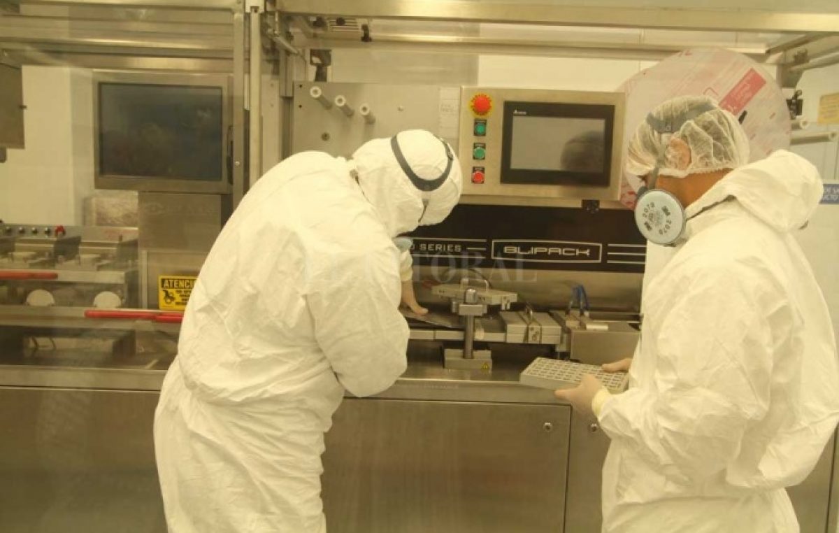 Made in Santa Fe: Un laboratorio público puede producir Misoprostol y abastecer a los hospitales bonaerenses