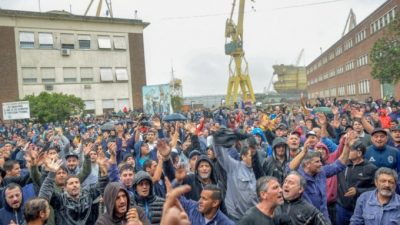 Berisso: masiva marcha en apoyo al Astillero Río Santiago luego de la represión