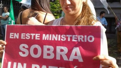 El desamparo del «otro campo»: alerta por 600 despidos más en Agricultura Familiar