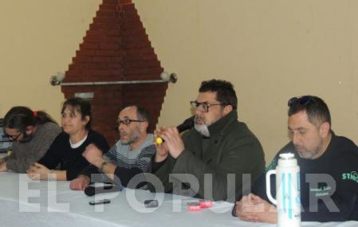 Municipales de Olavarría rechazaron un adelanto del 12% en un clima de denuncias cruzadas