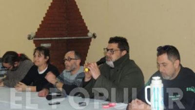 Municipales de Olavarría rechazaron un adelanto del 12% en un clima de denuncias cruzadas