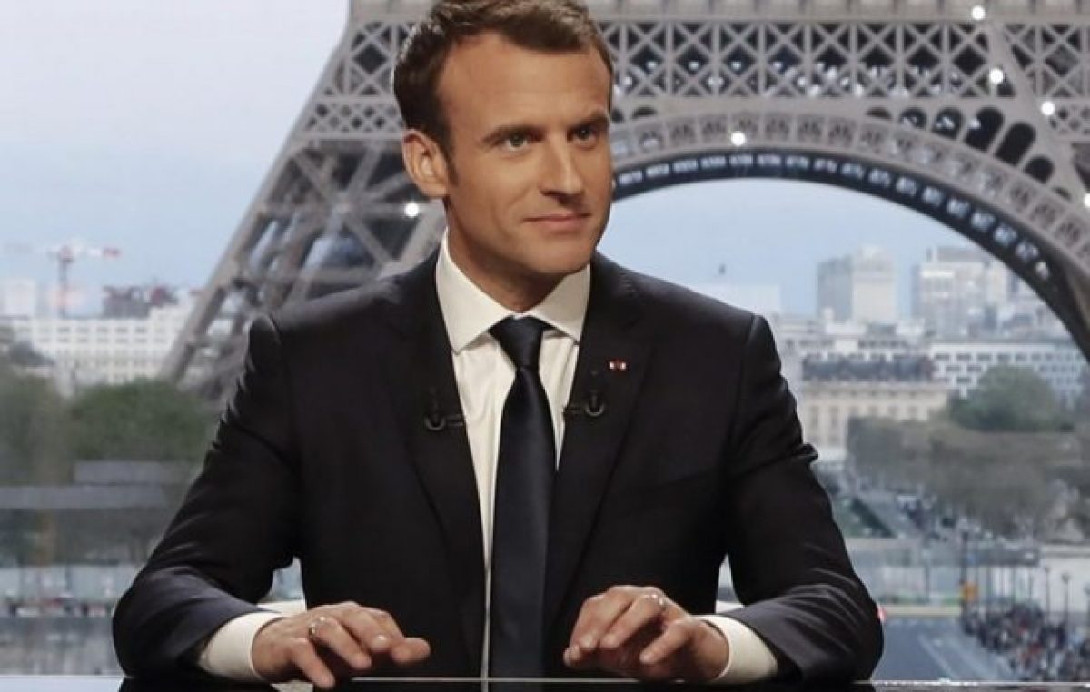 Macron mantiene el paso de las reformas