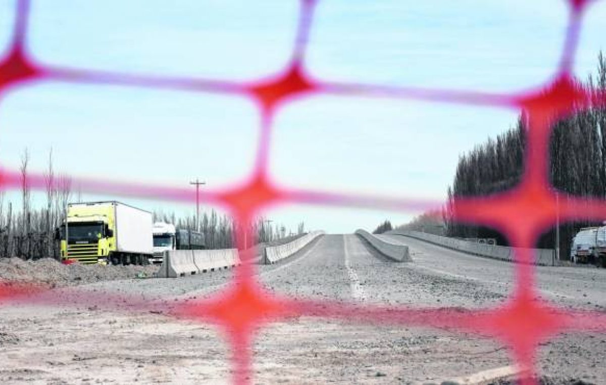 Intendentes de Río Negro suman presión para que Nación saque del freezer a la Ruta 22