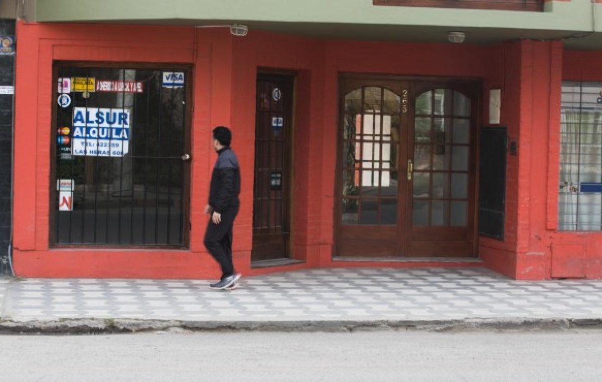 Caída del empleo en el comercio viedmense