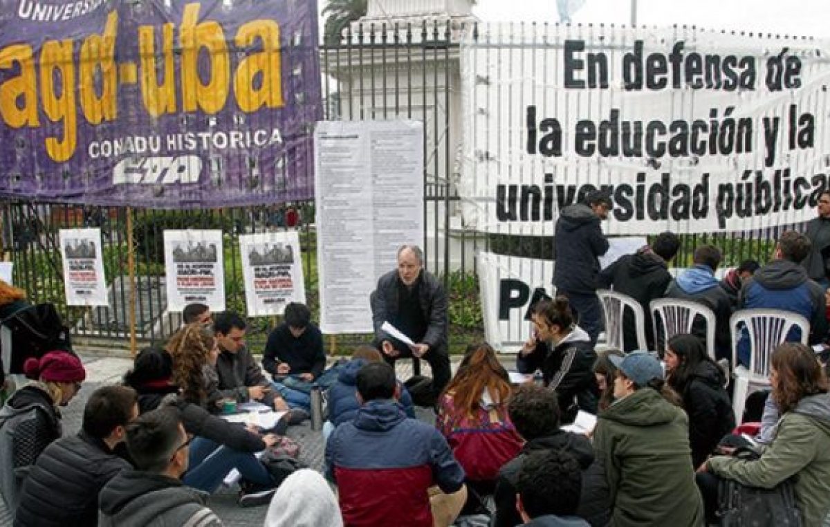 El derrumbe y los bomberos