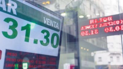 Otra escalada verde: en algunos bancos el dólar superó los $31 para la venta