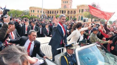 Juró Marito y hubo protestas