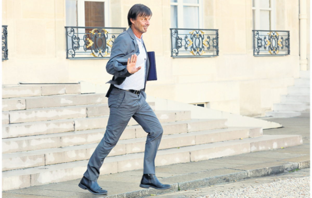 Se fue un ministro de Macron dando un portazo