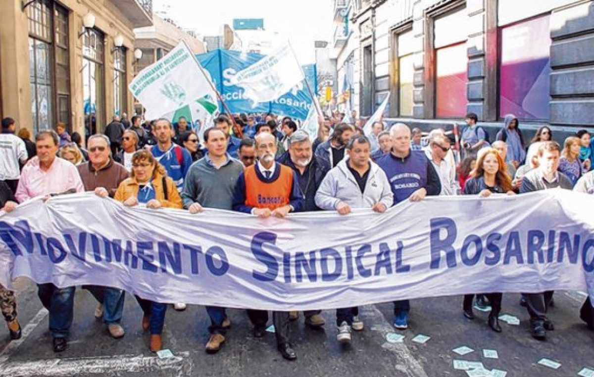 Prometen amplia adhesión a la huelga cegetista en Rosario y la región