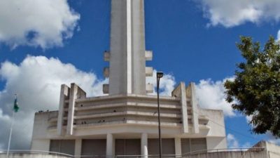 El intendente de Leandro N. Alem dará bono adicional a los municipales
