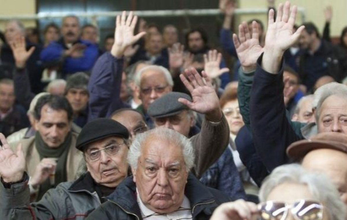 Jubilados y un ajuste que los remite a la crisis del 2001
