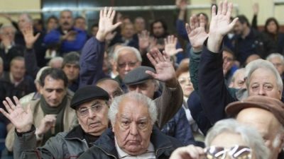 Jubilados y un ajuste que los remite a la crisis del 2001