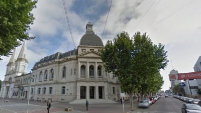 Tras los saqueos, en Olavarría proponen bajar sueldos de funcionarios para aumentar la ayuda social