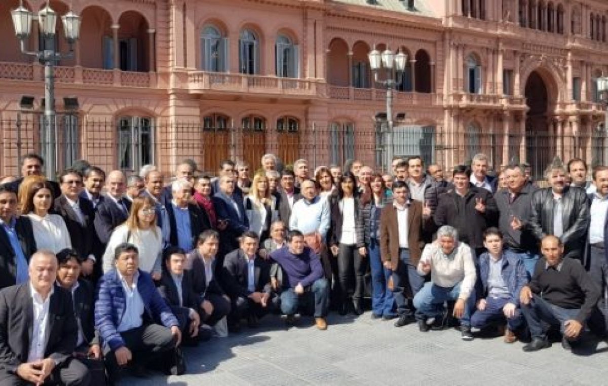 Intendentes de todo el país exigieron la restitución del “fondo sojero”: “no cierran los presupuestos”