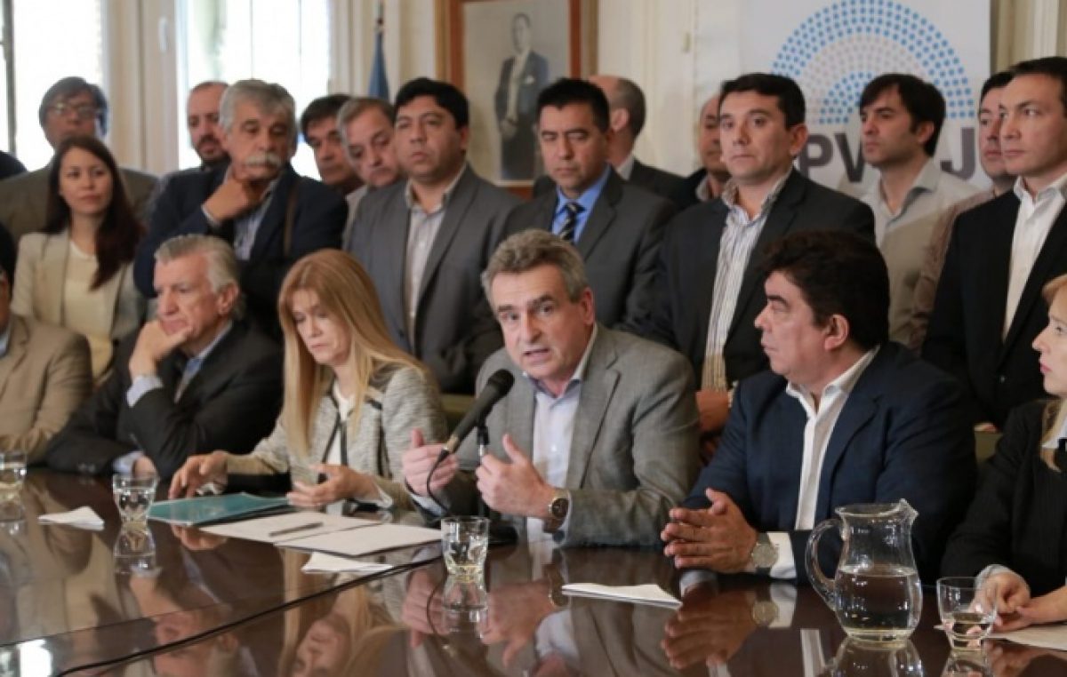 Intendentes catalogaron de “migajas” al programa que pretende reemplazar el Fondo Sojero