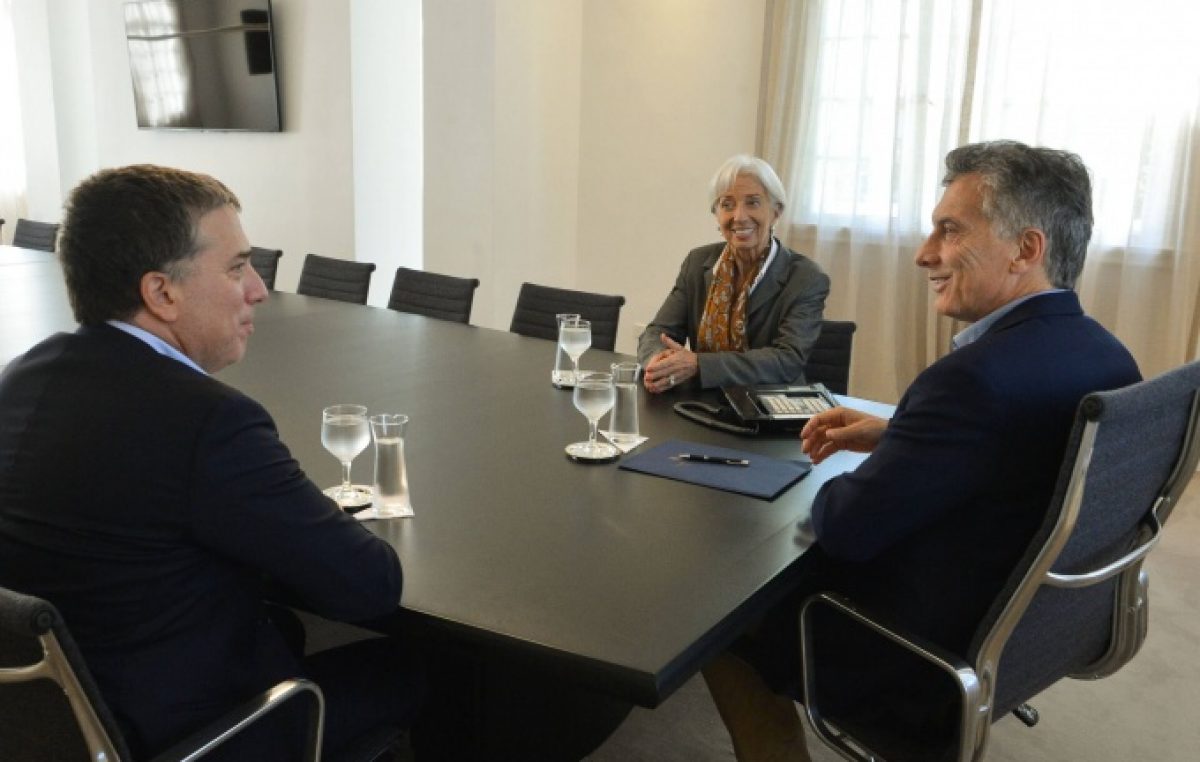 Nicolás Dujovne: «Lamentablemente este año los salarios van a perder contra la inflación”