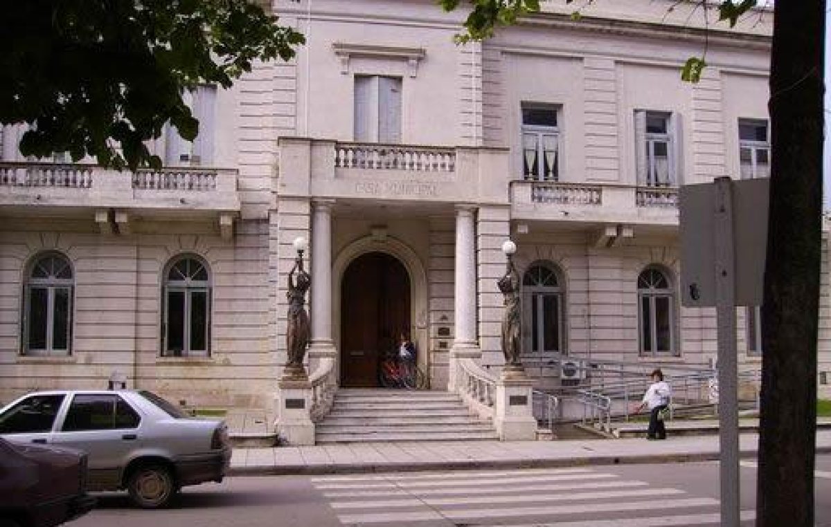 El Intendente de Luján ofreció un 10 por ciento de aumento a los trabajadores municipales