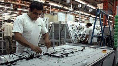 Advertencia de la UIA: “Muchas empresas no van a llegar al año que viene”