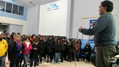 Municipales de Río Gallegos vuelven al paro total de actividades