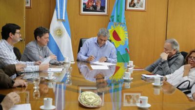Avellaneda: Ferraresi reabre paritarias y lleva el incremento salarial al 35%