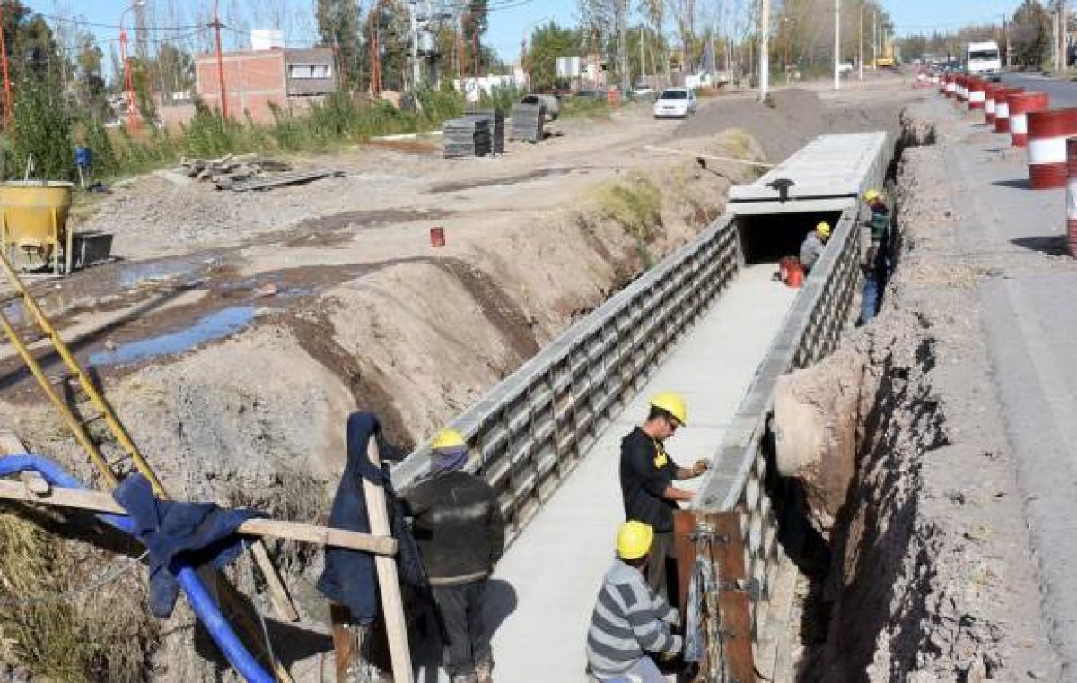 Suba de dólar complica a municipios rionegrinos