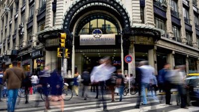 Desequilibrados por la deuda