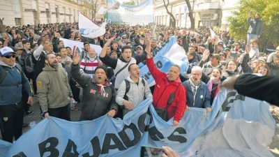 Contra los despidos y las suspensiones