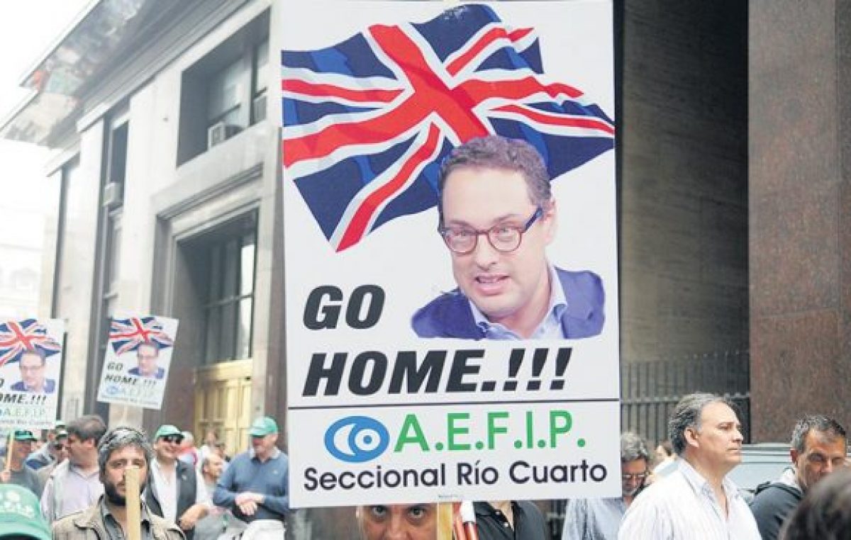 Protesta contra los recortes en la AFIP