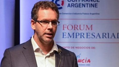 De la escuela de los millones afuera
