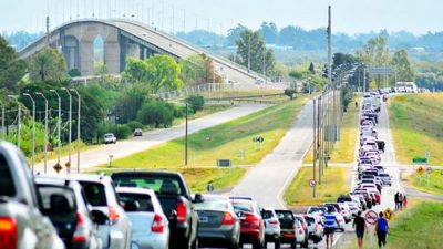 En tres días, 10 mil uruguayos compraron en Concordia, Colón y Gualeguaychú