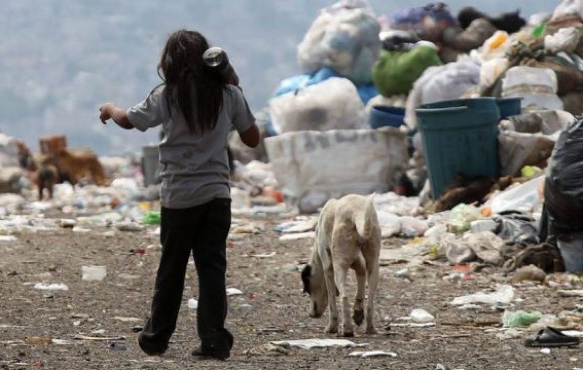 Según el Indec, uno de cada tres santafesinos es pobre