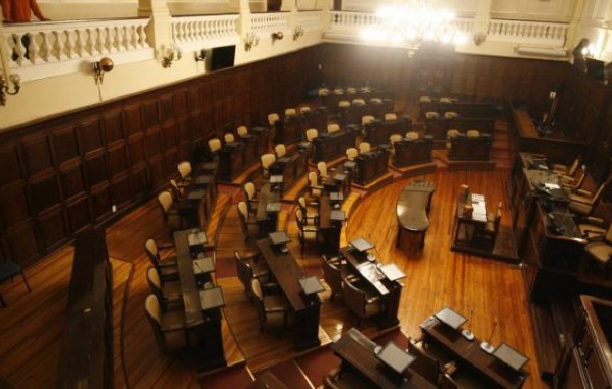 La Legislatura mendocina copada por familiares y amigos de funcionarios