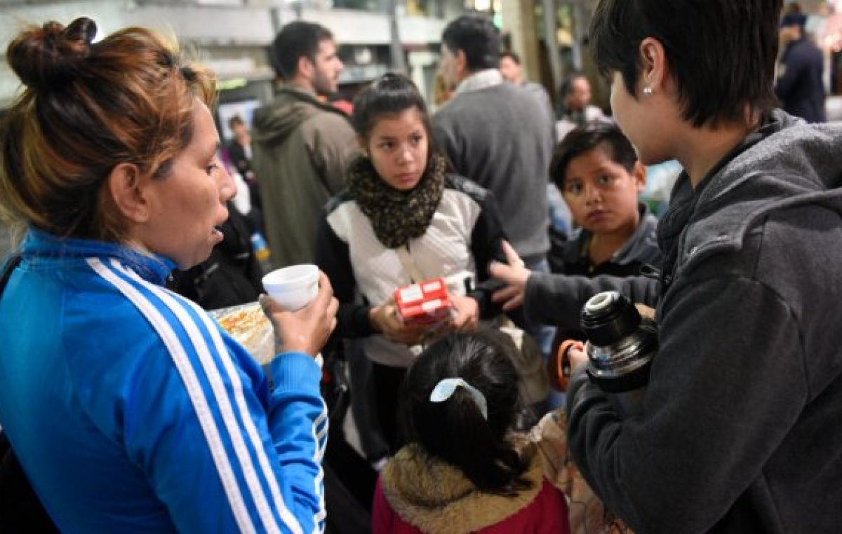 Ante el aumento de gente en la calle rosarina, piden reabrir el refugio municipal