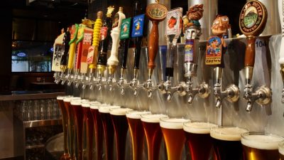 Se cae el plan de Esteban Bullrich: bajó cerca de 40% el consumo de cerveza artesanal
