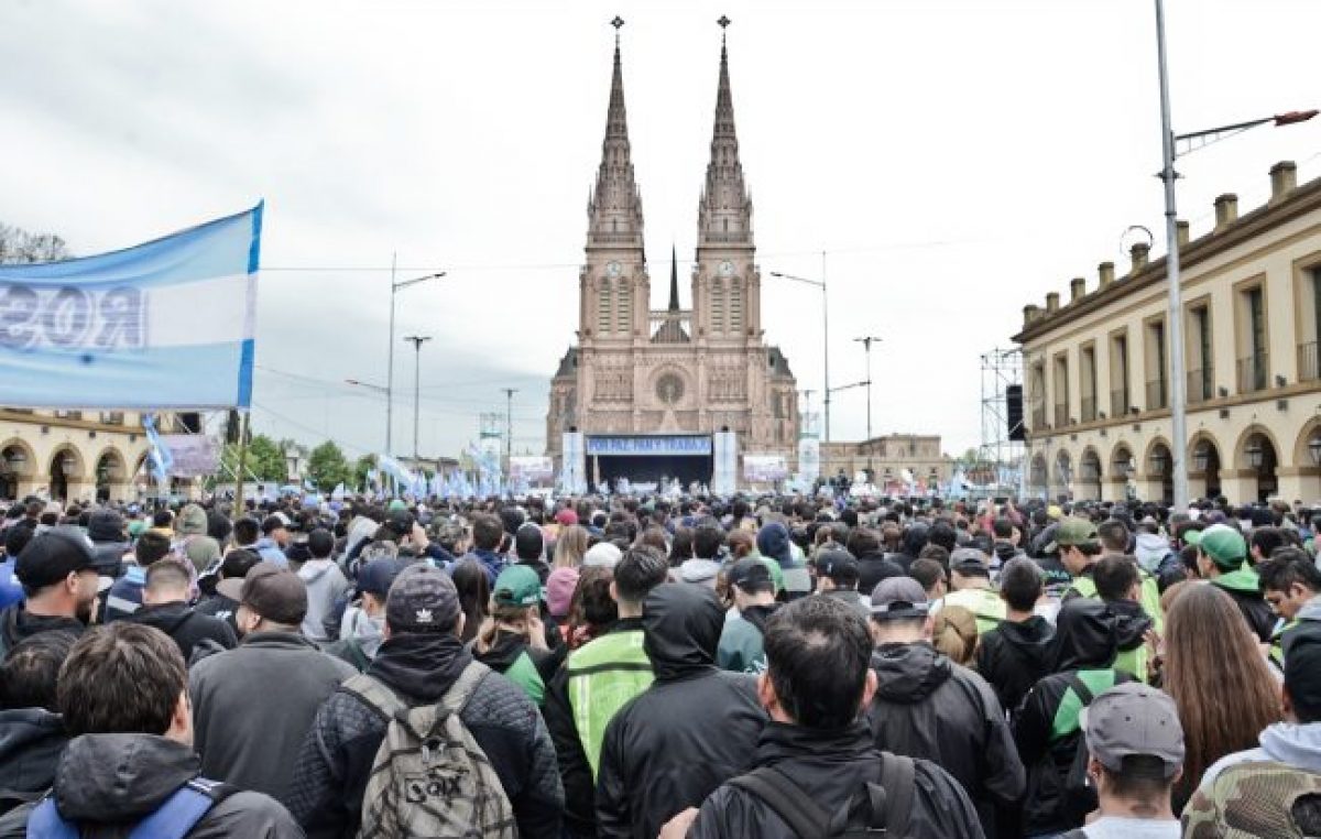 Enconados contra la Iglesia