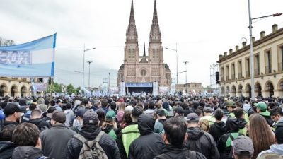 Enconados contra la Iglesia