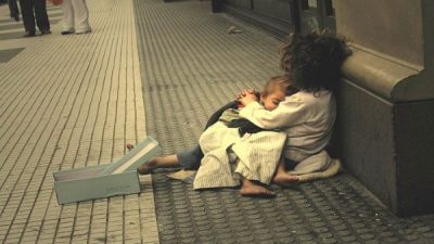 La calle no es un lugar para vivir
