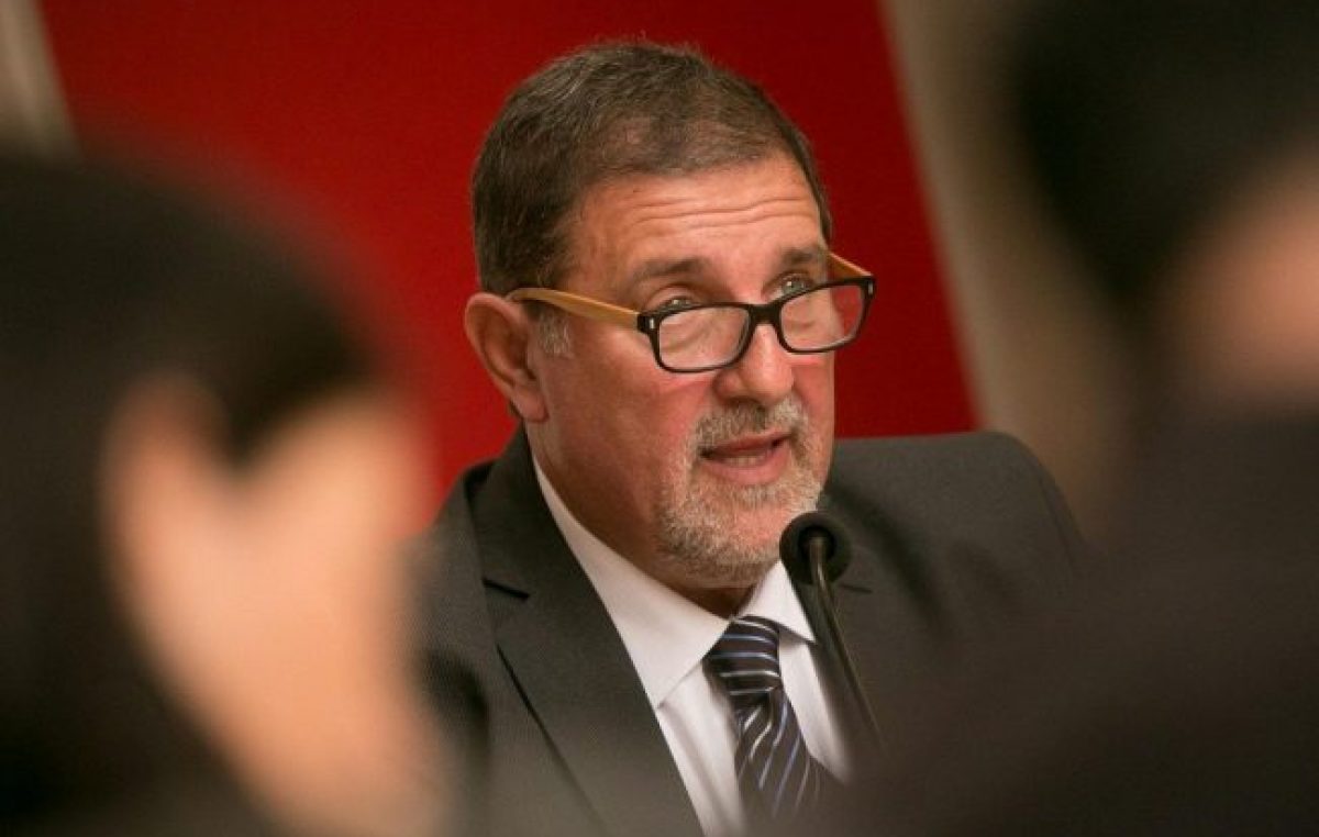 Un 11% de aumento proponen a municipales de Viedma