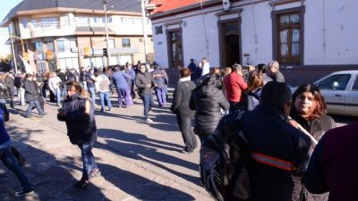 Río Gallegos: En asamblea, el SOEM definió ir a un paro total