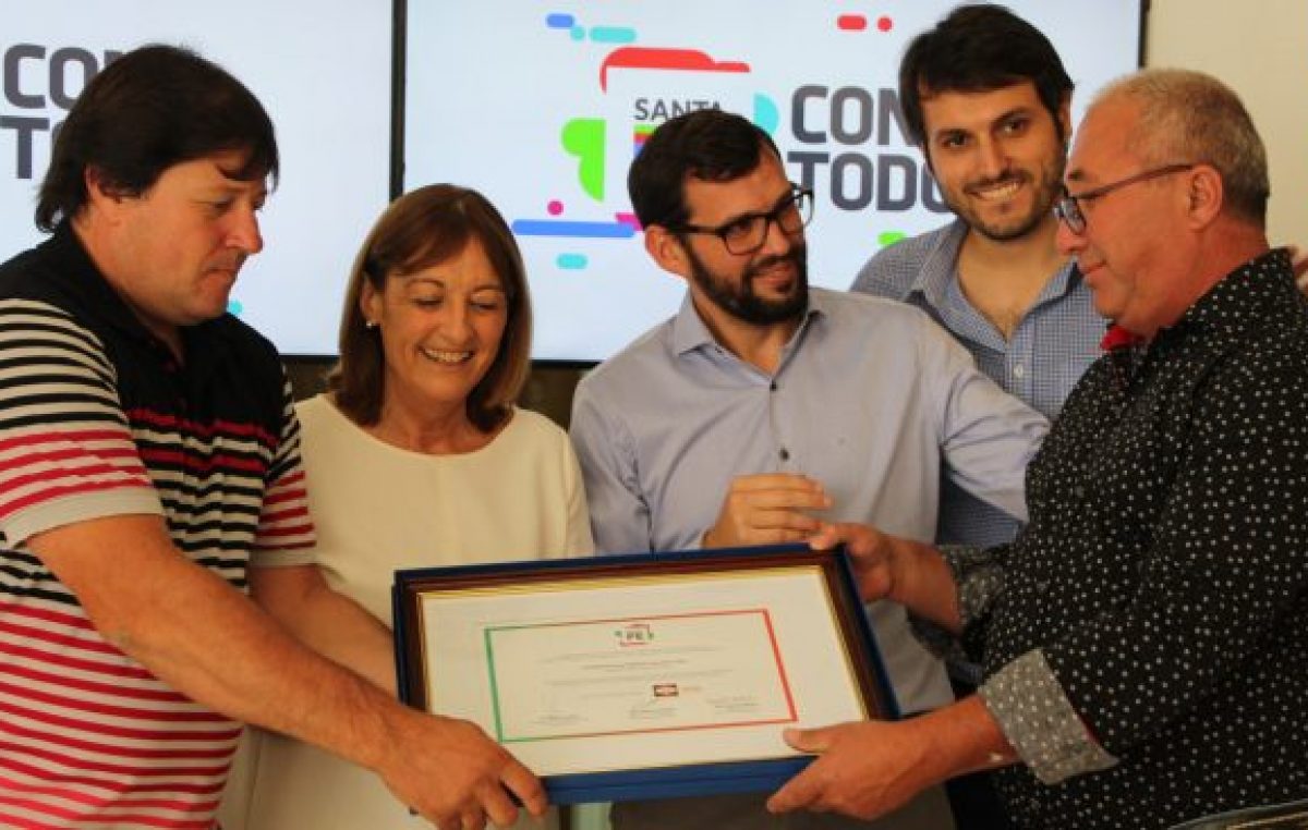 Reconocimiento a cinco cooperativas santafesinas recuperadas por sus trabajadores