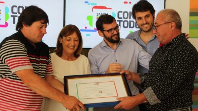Reconocimiento a cinco cooperativas santafesinas recuperadas por sus trabajadores