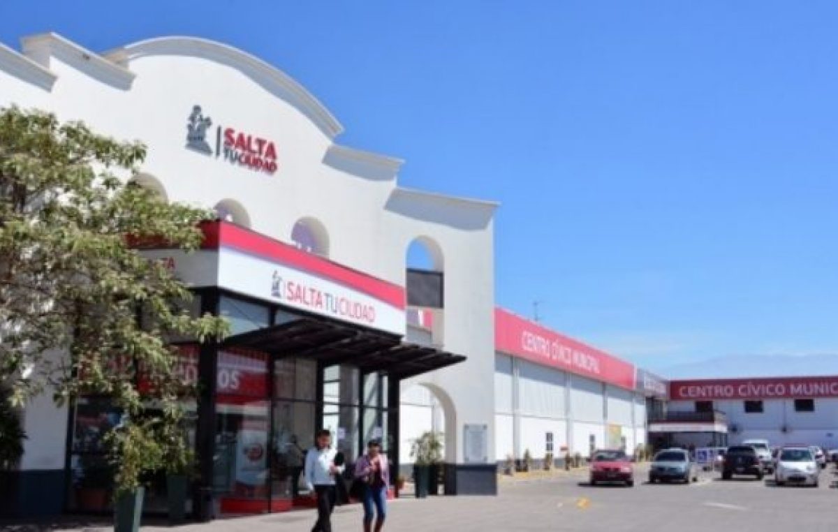 Trabajadores municipales protestaron en el microcentro salteño