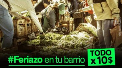 La crisis hace fila: tres cuadras de cola para comprar verdura a $10 en el feriazo de Longchamps
