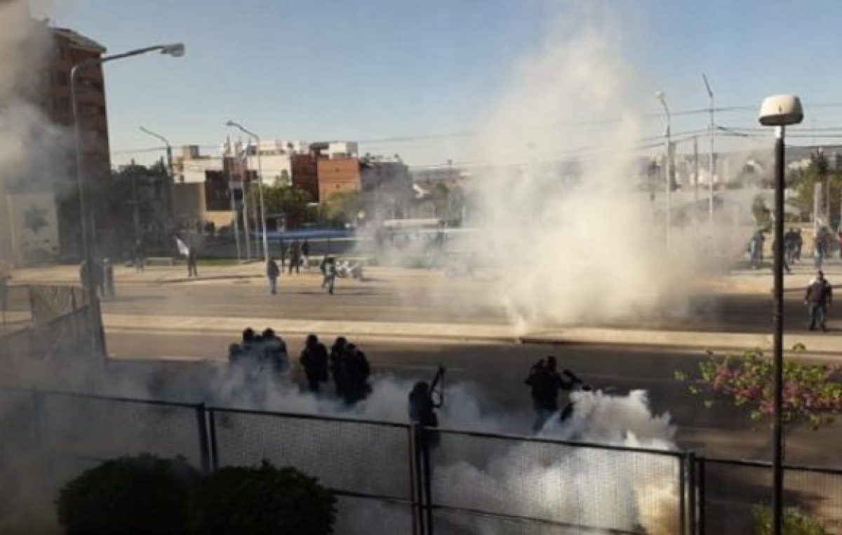 Solidaridad con los trabajadores municipales de Neuquén